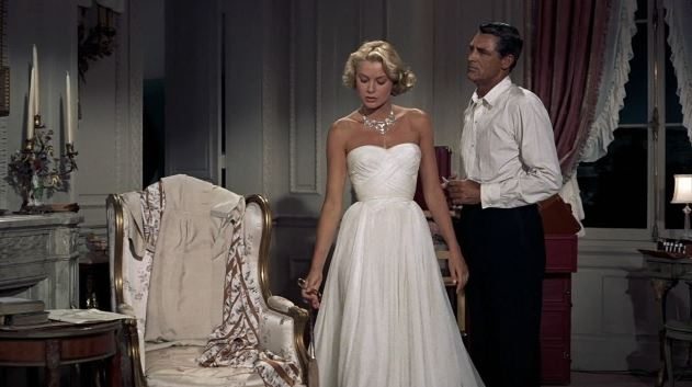 most_iconic_hollywood_white_dress_movie_actress_grace_kelly_to_catch_a_thief_necklace_diamond_1