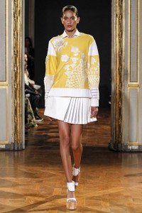 03-rahul-mishra-spring-summer-2016-rtw-paris-yellow-applique-top-white-skirt