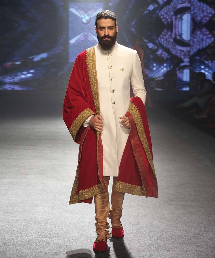 designer-wedding-sherwani-for-men-latest-trends-fall-winter-2015-2016-couture-groom-outfit-dress-style-design-gold-red-white