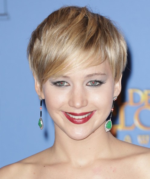 jennifer-lawrence-actress-hollywood-pictures-beautiful-jen-fashion-makeup-ideas-haircut-cut-short-hairstyle