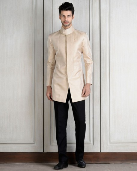 indian-men-traditional-wedding-marriage-wear-clothing-bandhghala-white-manish-malhotra