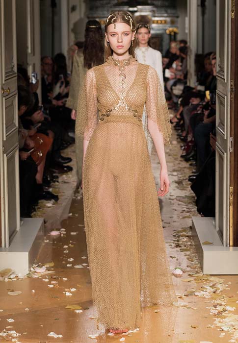 valentino-spring-2016-couture-dress-pfw-ss16