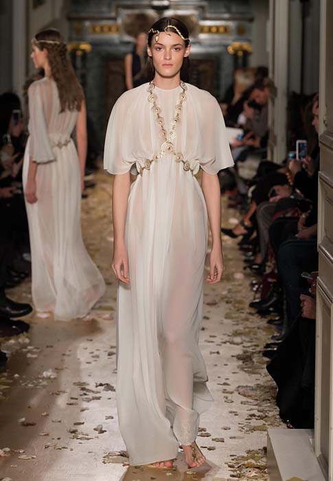 valentino-spring-2016-couture-dress-pfw-ss16-58-white-sheer-gown-body-chain-jewelry