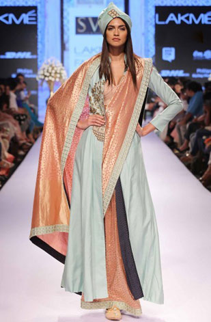 latest-saree-trends-2016-designs-designer-pre-draped-concept-sonam-n-paras-modi