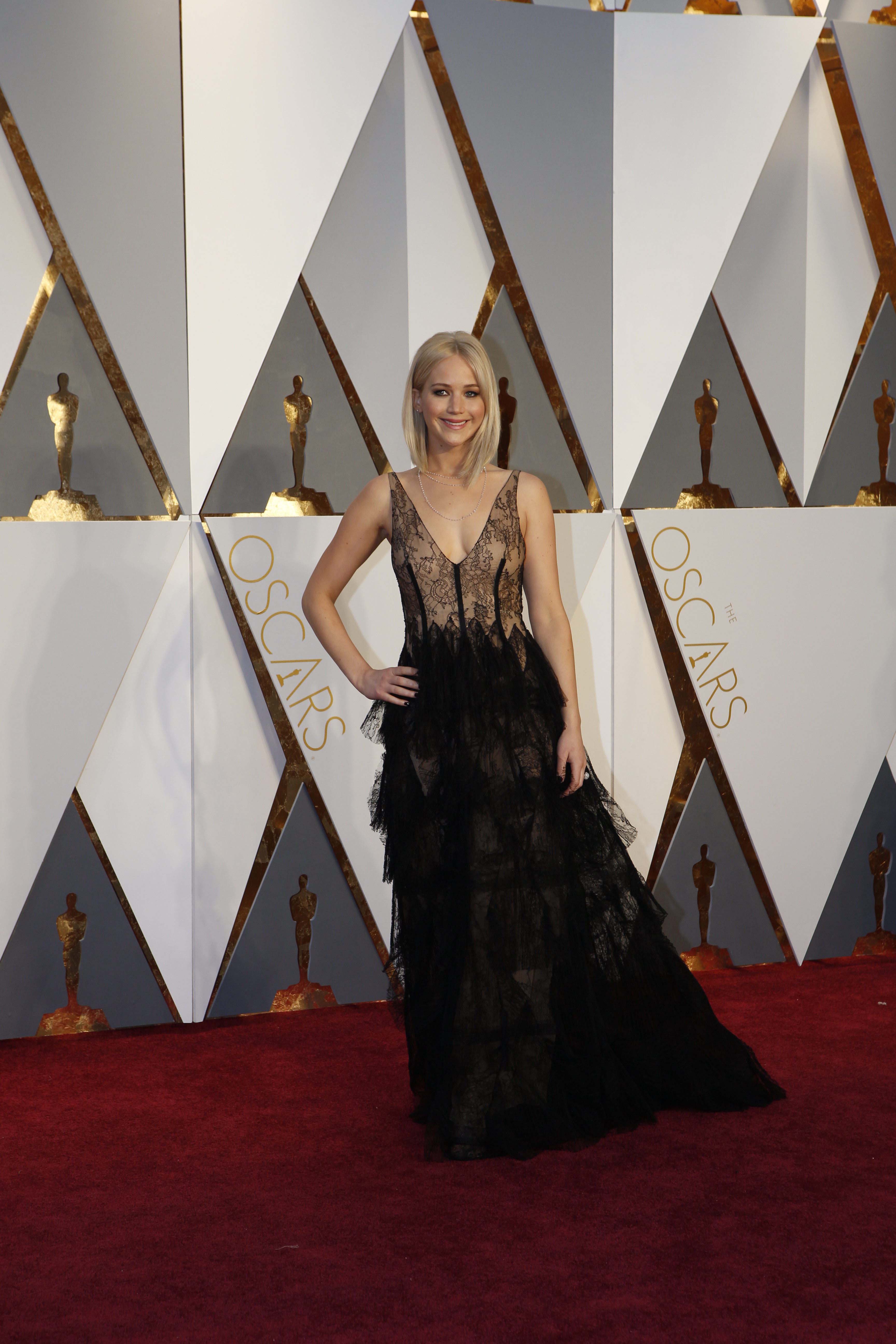 Best Oscars Dresses of All Time on the Red Carpet | POPSUGAR Fashion