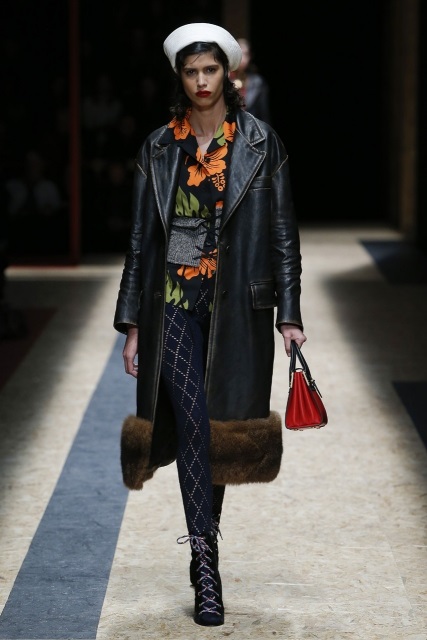 prada-fall-2016-winter-2017-latest-fashion-collection-outfits (8)