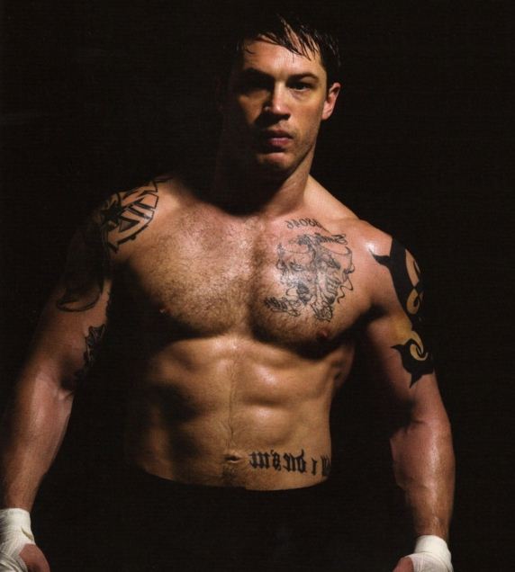 tom-hardy--best-hollyood-actor-six-pack-6pack-topless-hot-male-movie-warrior-sexy-top