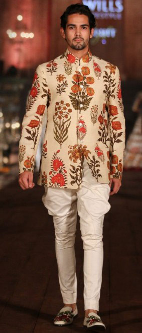 Latest-wedding-outfit-for-groom-designer-rohit-bal-bundgala-style-embroidery-traditional-wear-2016