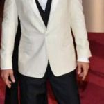 Top-White-tuxedo-tux-matthew-mcconaughey-hollywood-red-carpet-mens-style-wear