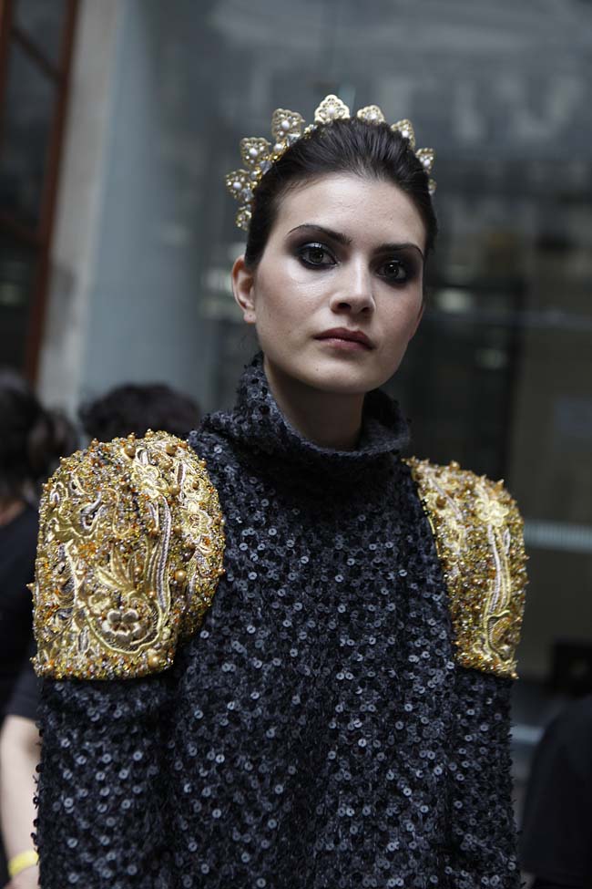 guo-pei-fw16-haute-couture-fall-winter-2016-17-dress-black-sequin-backstage
