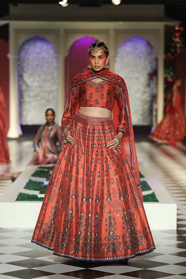 (2)-anita-dongre-designer-collection-red-lehenga-2016-printed-raw-silk-couture-dress