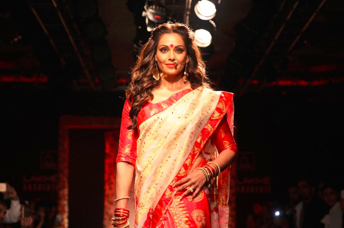 7 Reasons To Own A Bengali Handloom Saree | ShilpaAhuja.com