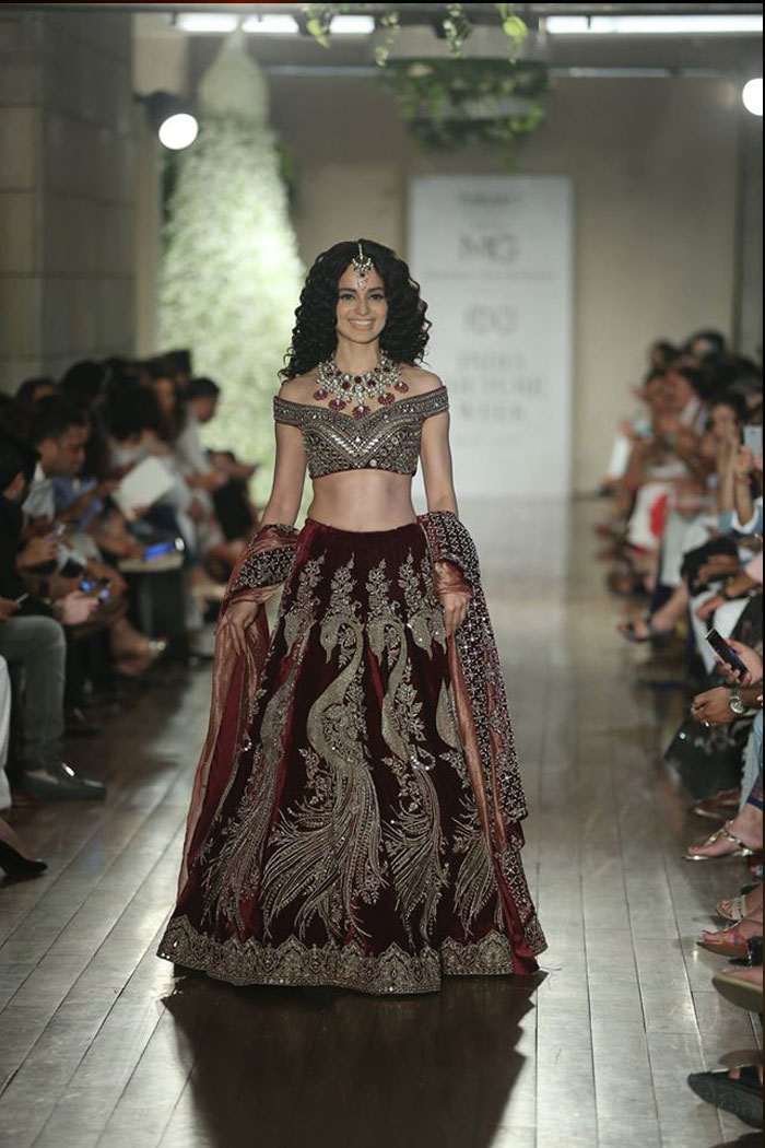 manav-gangwani-kangana-ranawt-dresses-collection-2016-indian-couture-week-icw