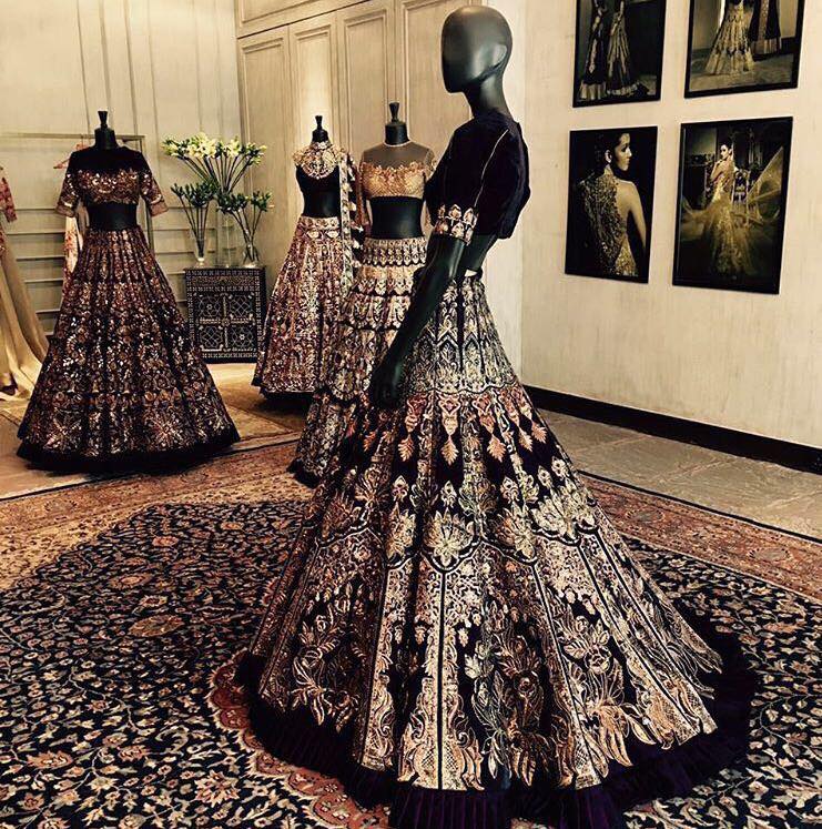 Manish malhotra shop black dress