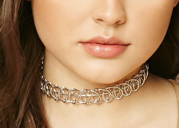 Structered tattoo choker gold forever 21 shopping ideas online latest trendy e1475033899704