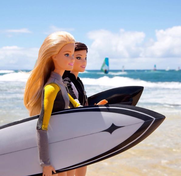 barbie-fashion-surfing-doll-pics-images-style-barbiestyle-instagram