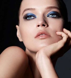 best-blue-eye-shadow-esteelauder-colorful-eyemakeup