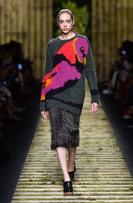 max-mara-ss17-collection-spring-summer-2017-dress-39-multi-colored-fur-top