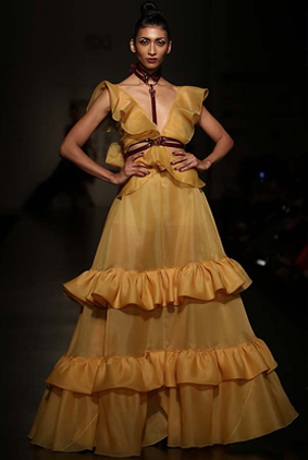 gauri-nainika-latest-fashion-show-amazon-india-week-2017-7-mustard-long-gown-ruffles