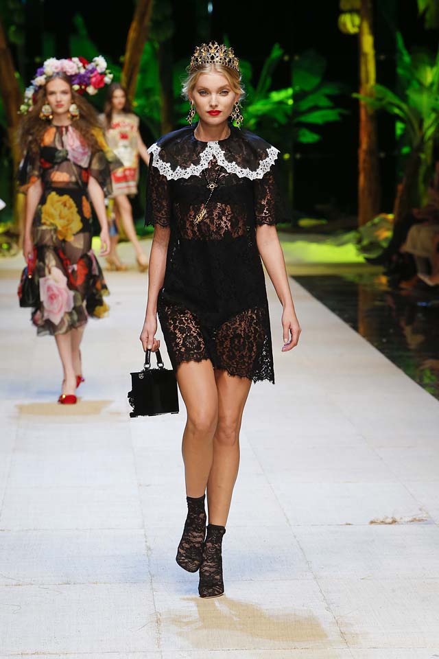 dolce-gabbana-spring-summer-2017-ss17-rtw-35-tiara-black-lace-mini-dress