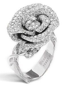 latest-engagement-ring-designer-rose-white-gold-dior-ring-diamonds-ss17