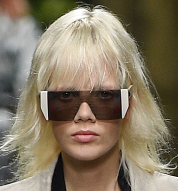 rectangular-frames-max-mara-sunglasses-trends-2017-runway