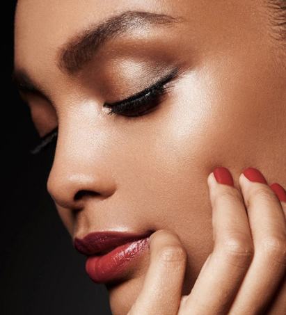 dark-skin-tone-red-lips-engagement-makeup-ideas-best-