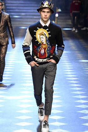 dolce-gabbana-fall-winter-2017-2018-fw17-menswear-men-cool-graphic-sweater-statement-hat-white-sneakers