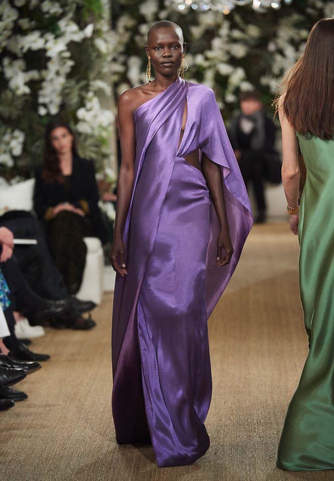 31-ralph-lauren-fall-winter-2017-fw17-collection-purple-satin-gown