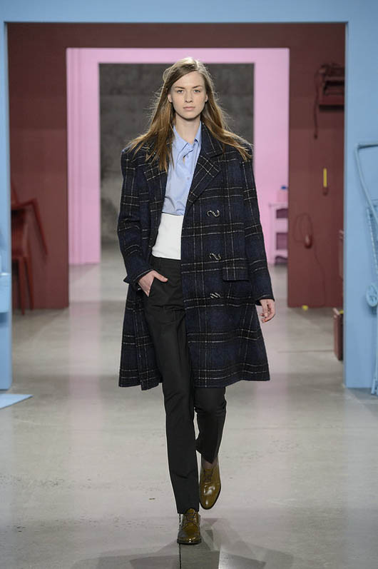 Tibi-fw17-rtw-fall-winter-2017-18-collection (20)-checkered-coat-shirt