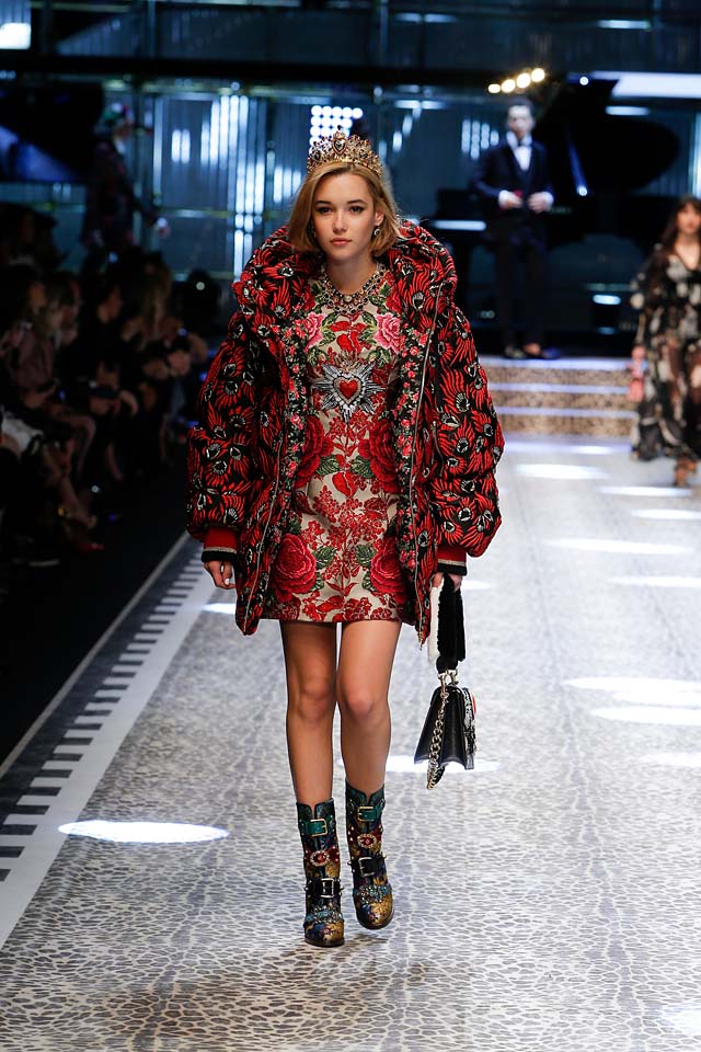 dolce-and-gabbana-fw17-rtw-fall-winter-2017-18-collection (94)-floral-dress-patterned-jacket