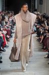 max-mara-fw17-rtw-fall-winter-2017-18-collection (13)-velvet-grey-wool