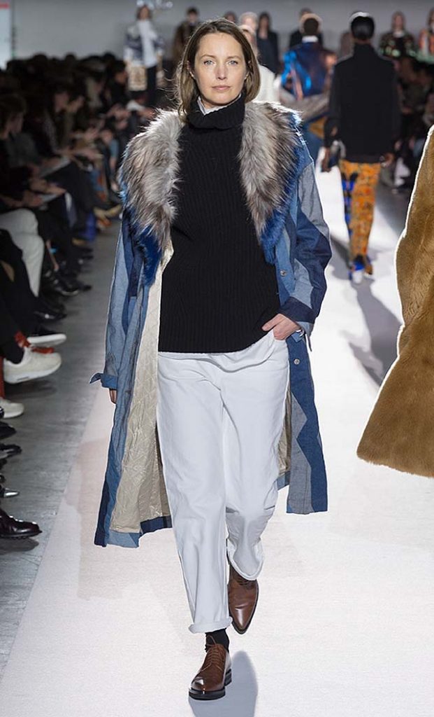 dries-van-noten-fw17-fall-winter-2017-collection-01 (35)-fur-coat-white-pants