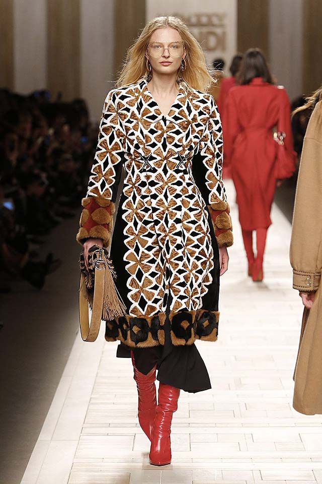 fendi-fw17-rtw-fall-winter-2017-18-collection (18)-dress-boots-red