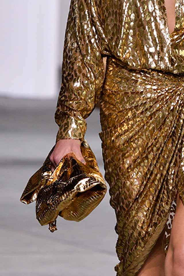 gold-metallic-bags-trendy-runway-cvollections-michael-kors