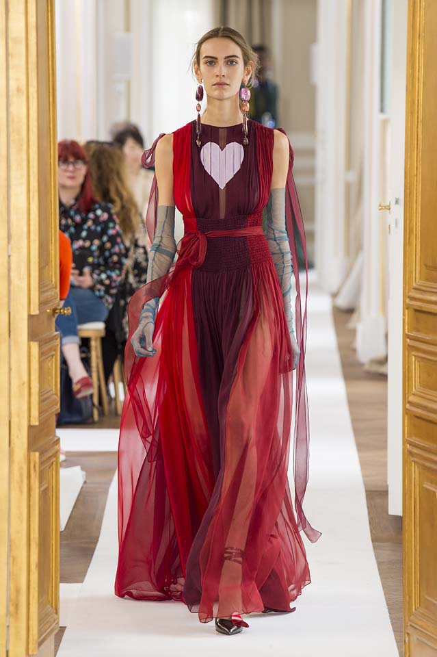 Schiaparelli-fall-winter-2017-fw17-couture (24)-red-party-gown