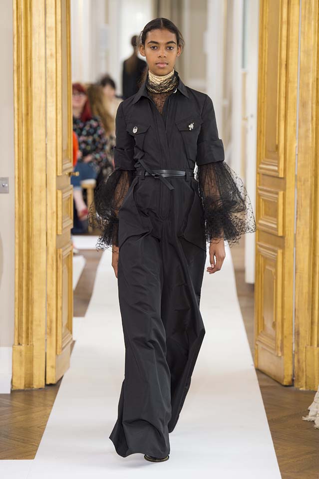 Schiaparelli-fall-winter-2017-fw17-couture (9)-black-jumpsuit