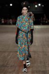 Designer-Marc-Jacobs-SS18-Spring-Summer-2018-collections-rtw-13-multi-colored-floral-dress