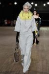 Designer-Marc-Jacobs-SS18-Spring-Summer-2018-collections-rtw-30-plain-turban-ruffled-collar