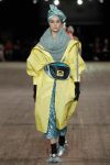 Designer-Marc-Jacobs-SS18-Spring-Summer-2018-collections-rtw-4-yellow-coat-scarf
