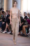alberta-ferretti-spring-summer-2018-ss18-rtw-collection (25)-feather-top