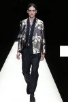 emporio-armani-spring-summer-2018-ss18-rtw (69)-gold-black-kimono-jacket