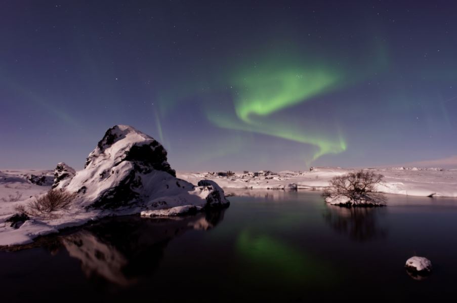 iceland-northern-lights-aurora-travel-ideas-places-top-10-honeymoon-destinations