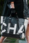 tote-bags-latest-handbag-trends-2017-chanel-black