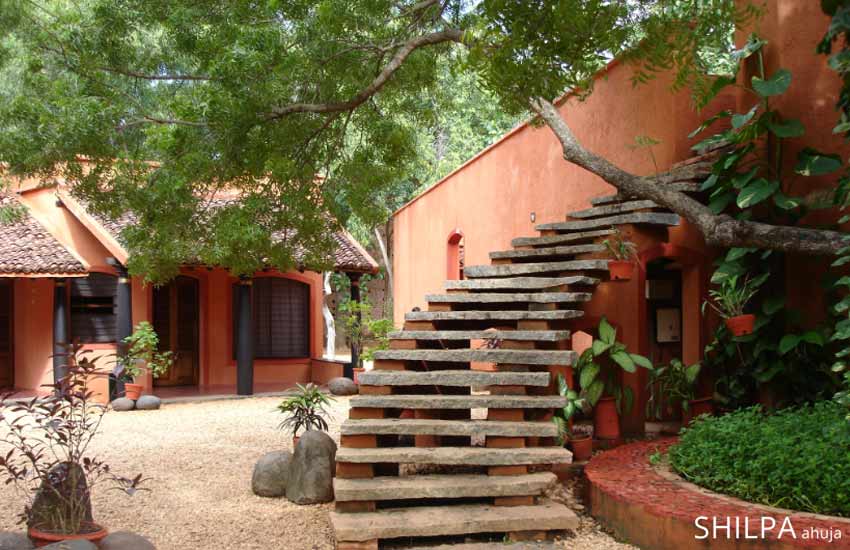 best-tourist-places-spots-south-india-tamil-nadu-auroville