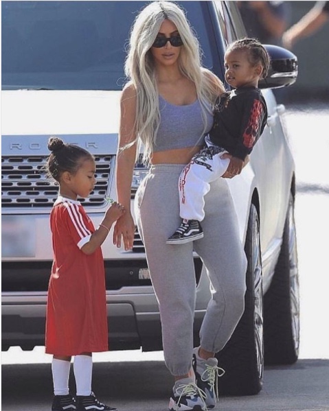 Kim kardashian grey discount joggers