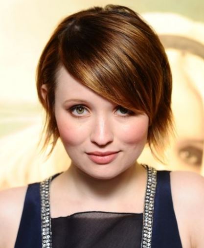 emily browning-balayage-short-bob-brown-balayage