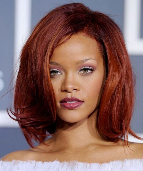 rihanna-burgundy-hair-with-caramel-highlights-balayage-short-hair