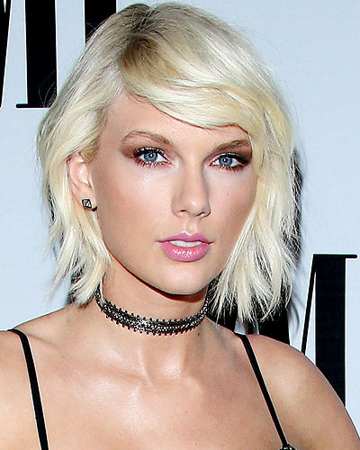 taylor-celebrity-dark-roots-hair-color-latest-trnds-2017-lowlights-for-blonde-hair