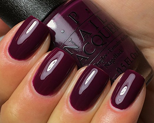 On The Burgundy Nail Polish Manicure Trend 2021